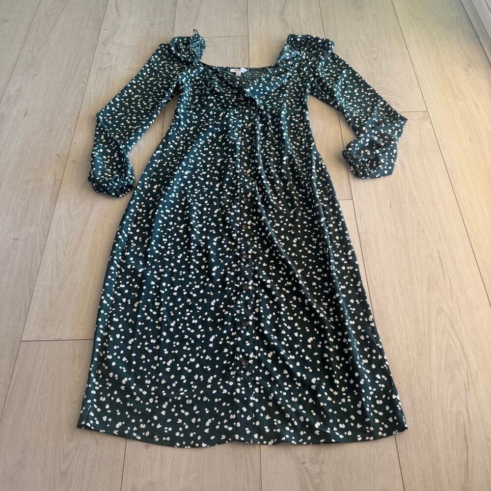 Socialite women’s small white polka dot pattern dress size m